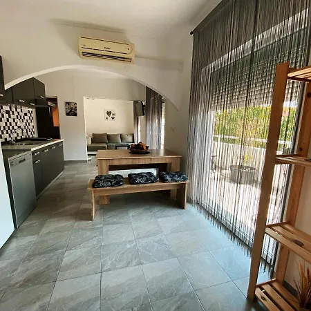 Maria Apartament